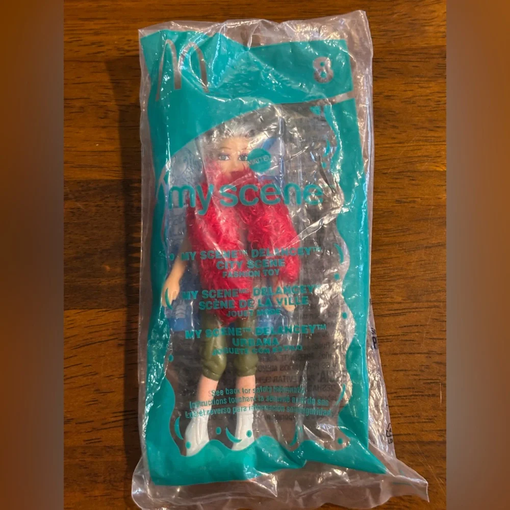 McDonald’s❤️2004 Mattel My Scene Delancey City Scene Doll M happy meal Toy